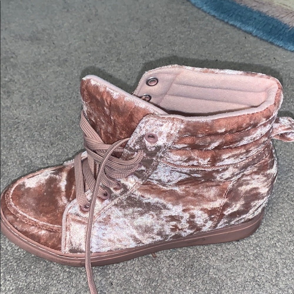 Velour pink sneakers